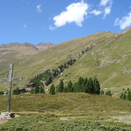 Geierwallihof Klotz Konrad Keg ホテル フェント