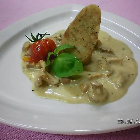 Geierwallihof Klotz Konrad Keg フェント