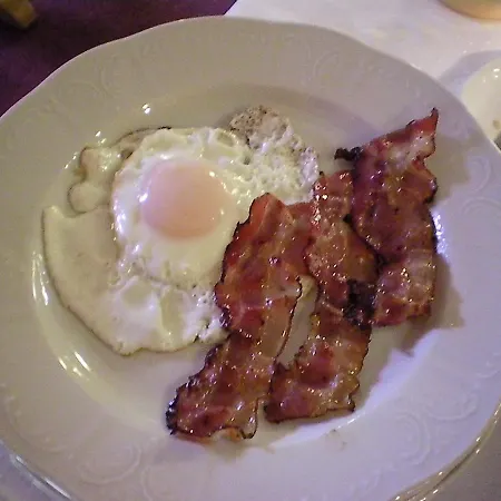 Geierwallihof Klotz Konrad Keg ホテル フェント