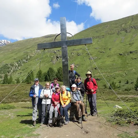 Geierwallihof Klotz Konrad Keg 3*