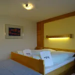 Geierwallihof Klotz Konrad Keg 3*